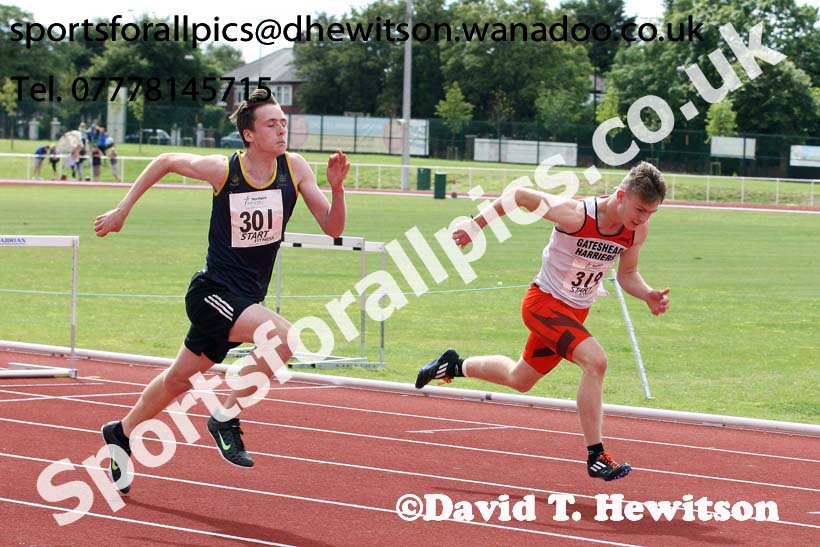 Mens under-17s 100 metres hurdles, Northern Under-13s, U-15s and 17s Championships. Photo: David T. Hewitson/Sports for All Pics
